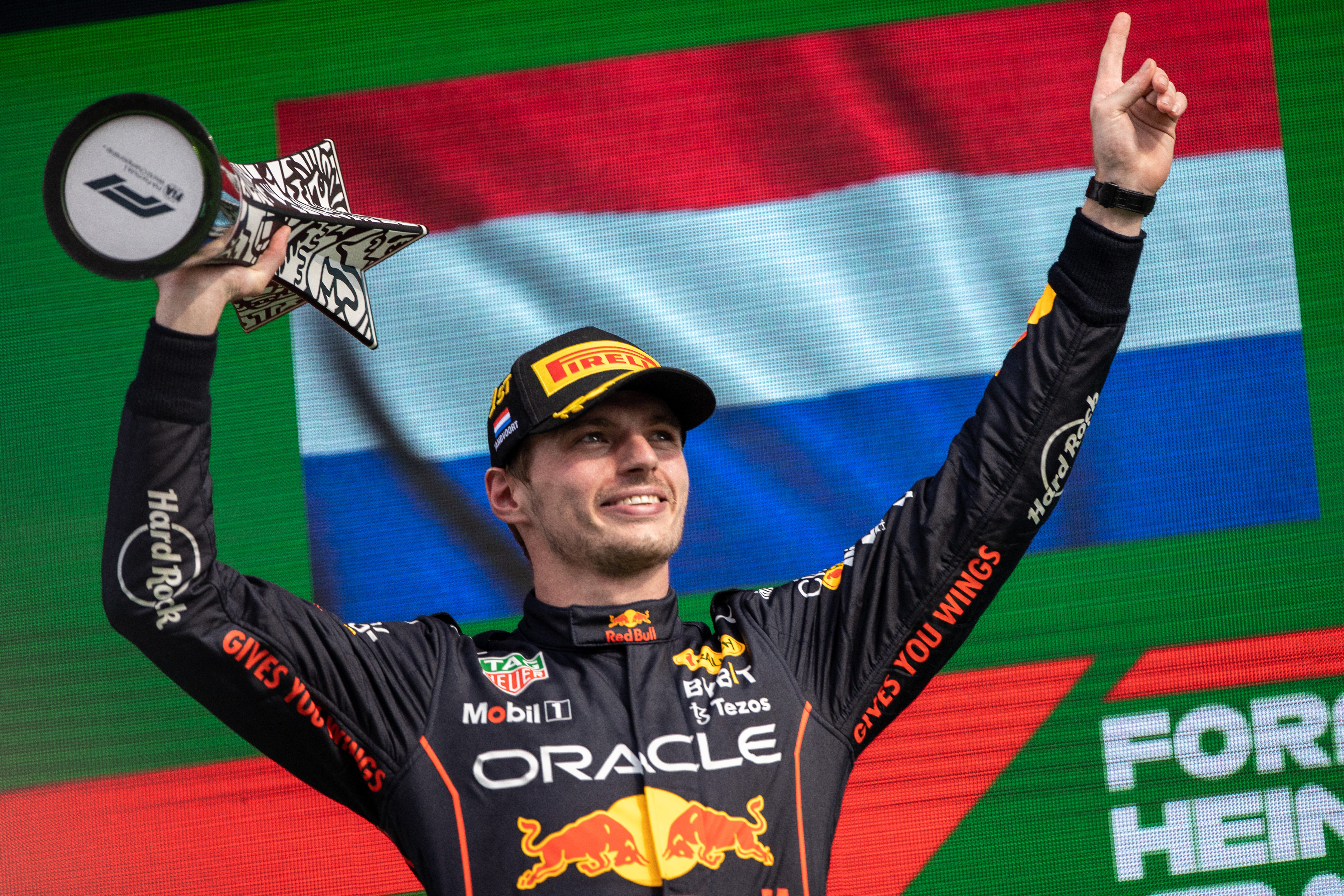 爱游戏网页版登录界面-F1车队迎来主场大胜，T1表现抢眼